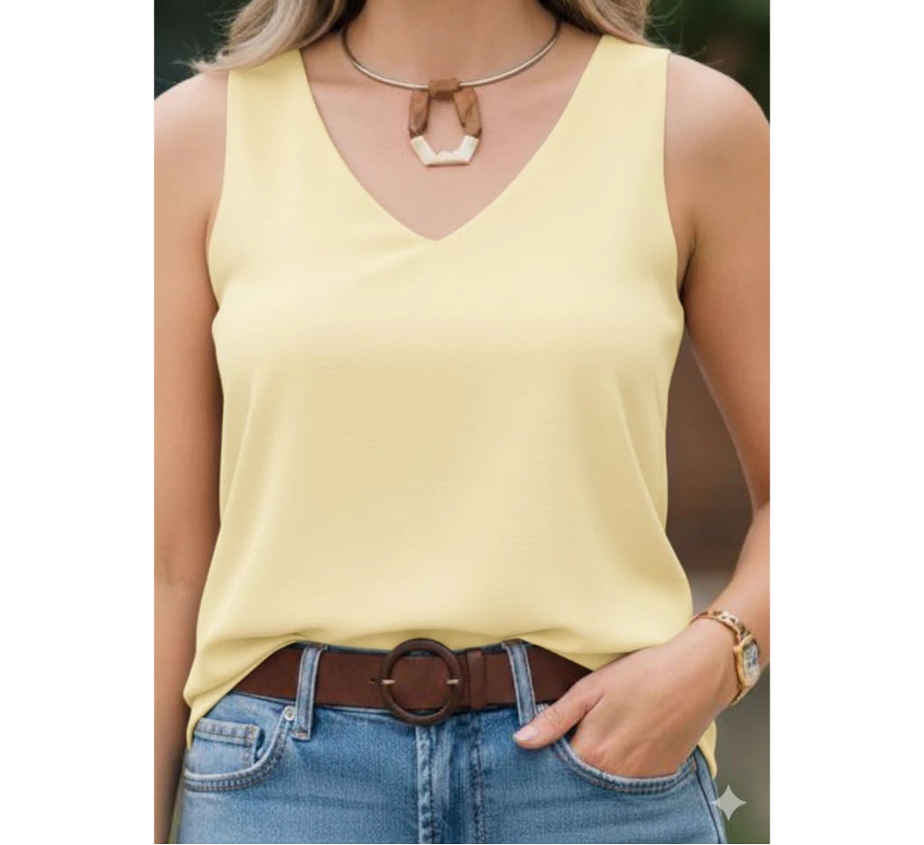 Blusa Feminina Regata Alça Larga Duna Lisa Frente Única – Elegante e Versátil