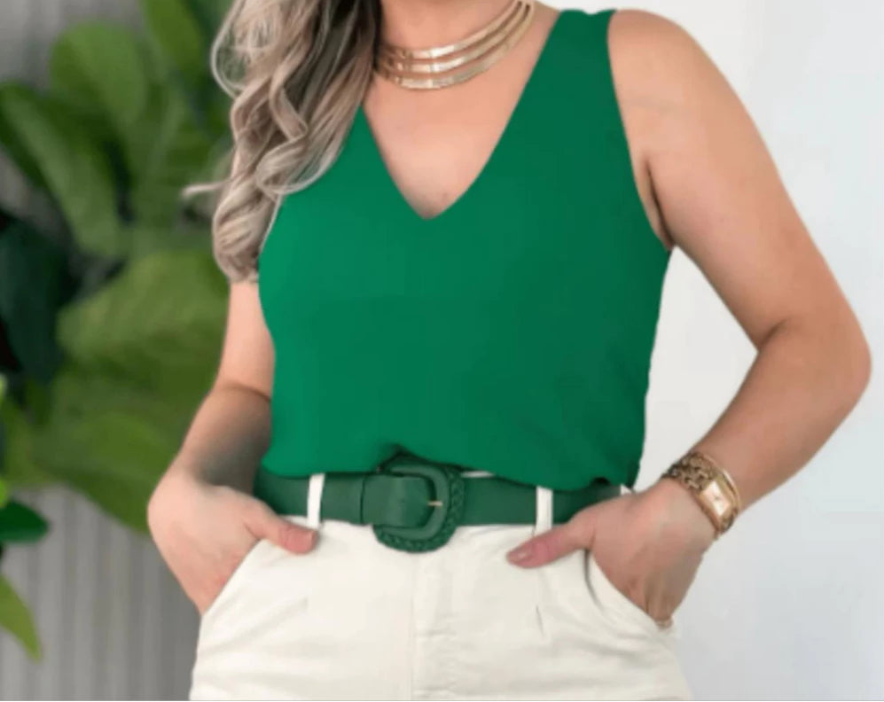 Blusa Feminina Regata Alça Larga Duna Lisa Frente Única – Elegante e Versátil